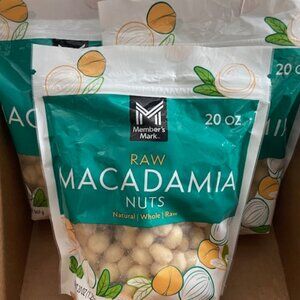 Raw Acadamia Nuts, 20 oz - 3 packs